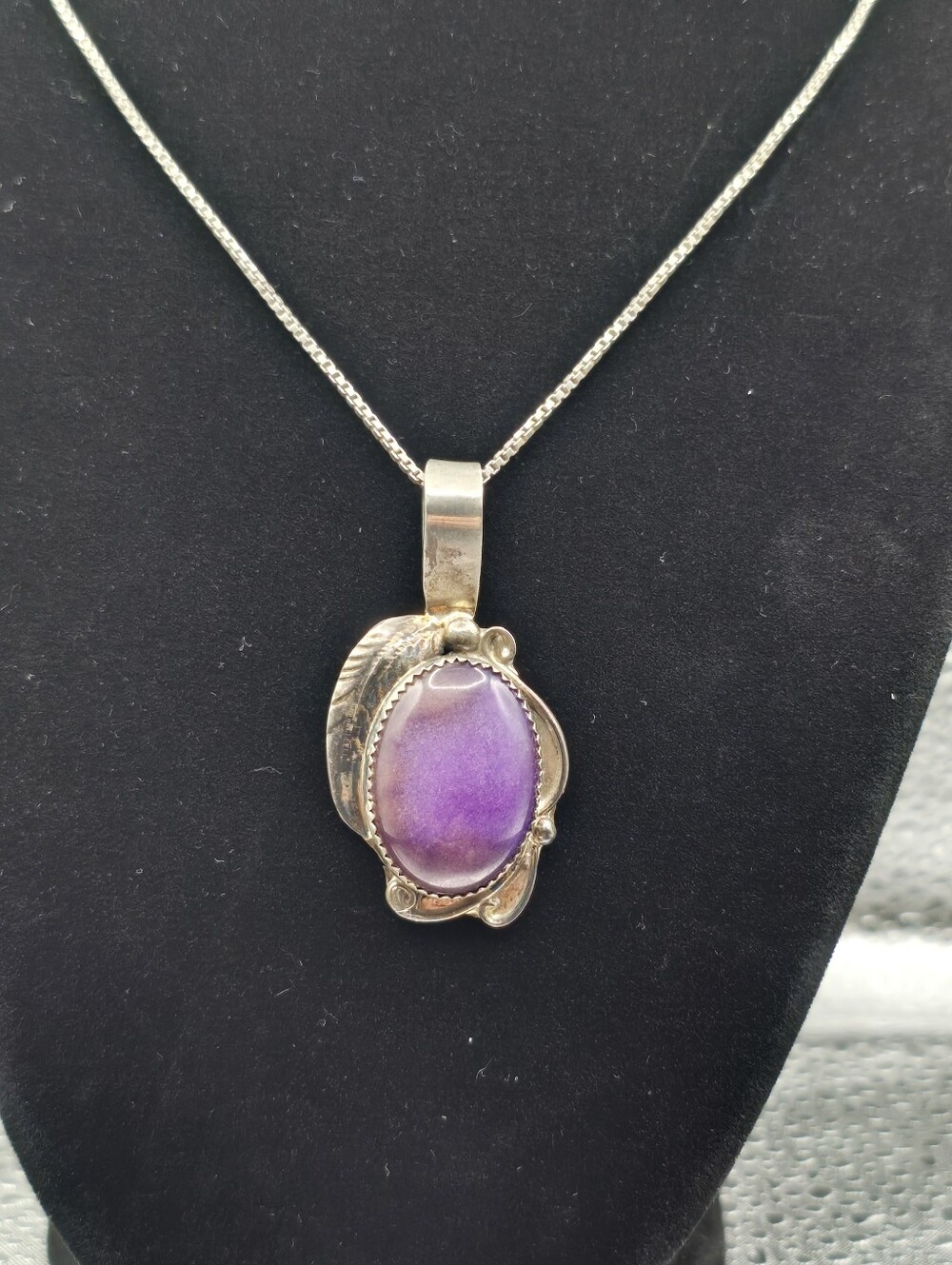 Vtg Native American Sterling Silver and Sugilite Pendant Necklace 26 Inch Signed